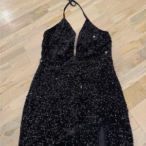 Elegant Black Sequin Halter Dress
